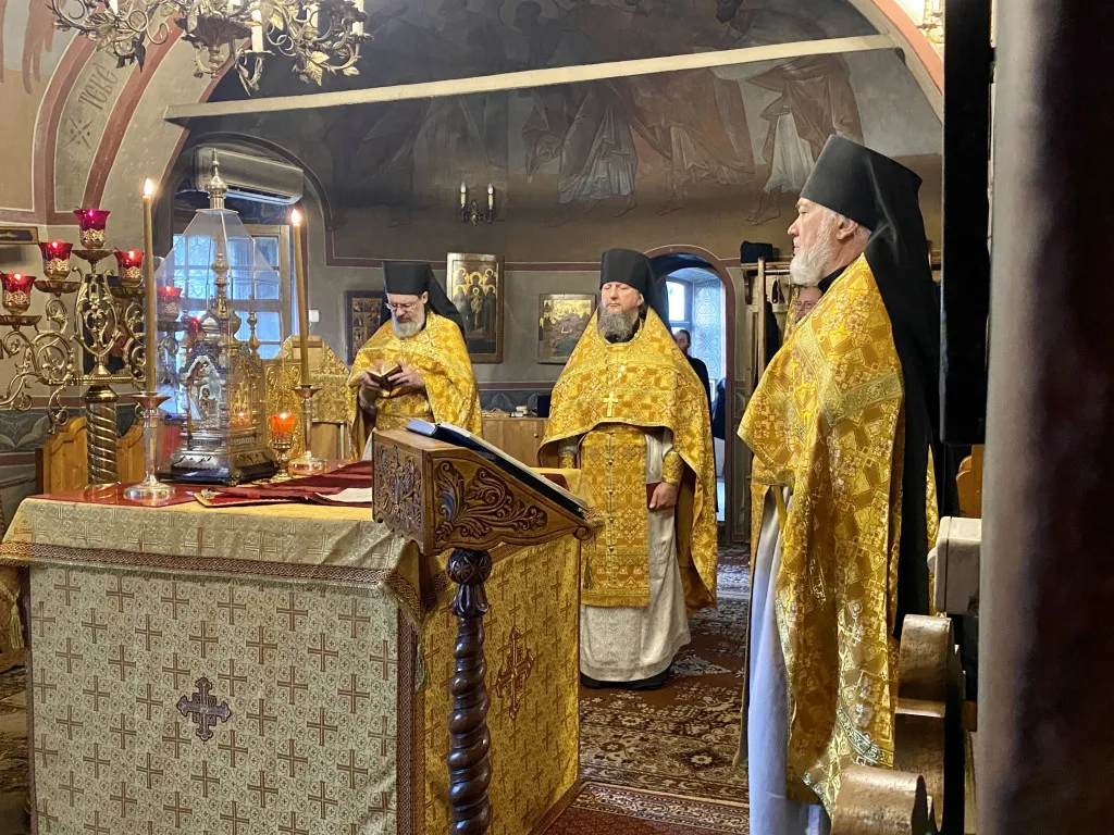 Божественная Литургия в Даниловой обители в Неделю 13-ю по Пятидесятнице