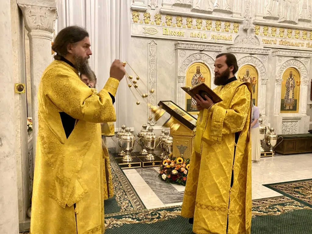 Епископ Алексий возглавил престольный праздник в Патриаршей резиденции в Даниловом монастыре