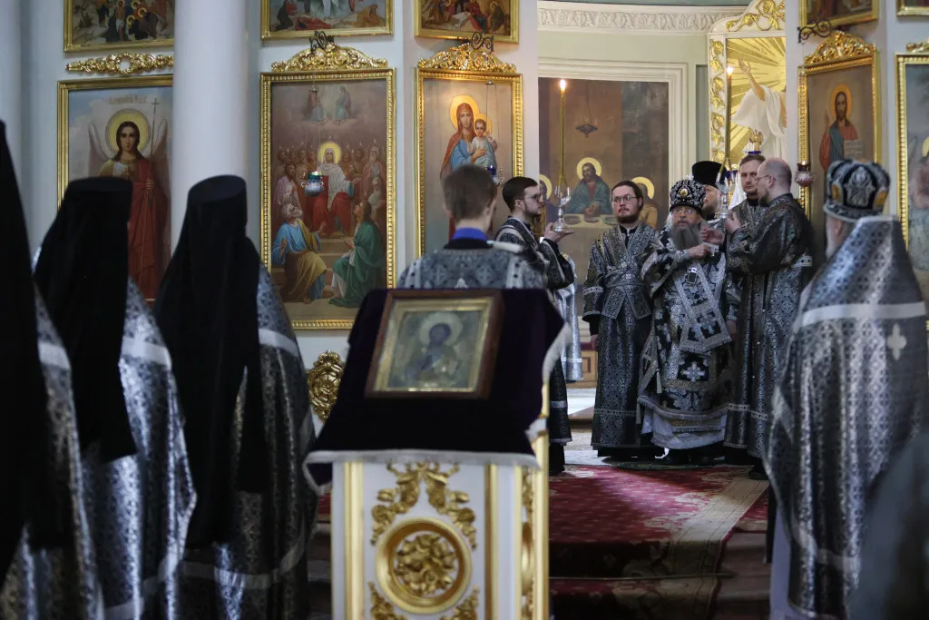 В среду первой седмицы Великого поста епископ Алексий совершил Литургию Преждеосвященных Даров