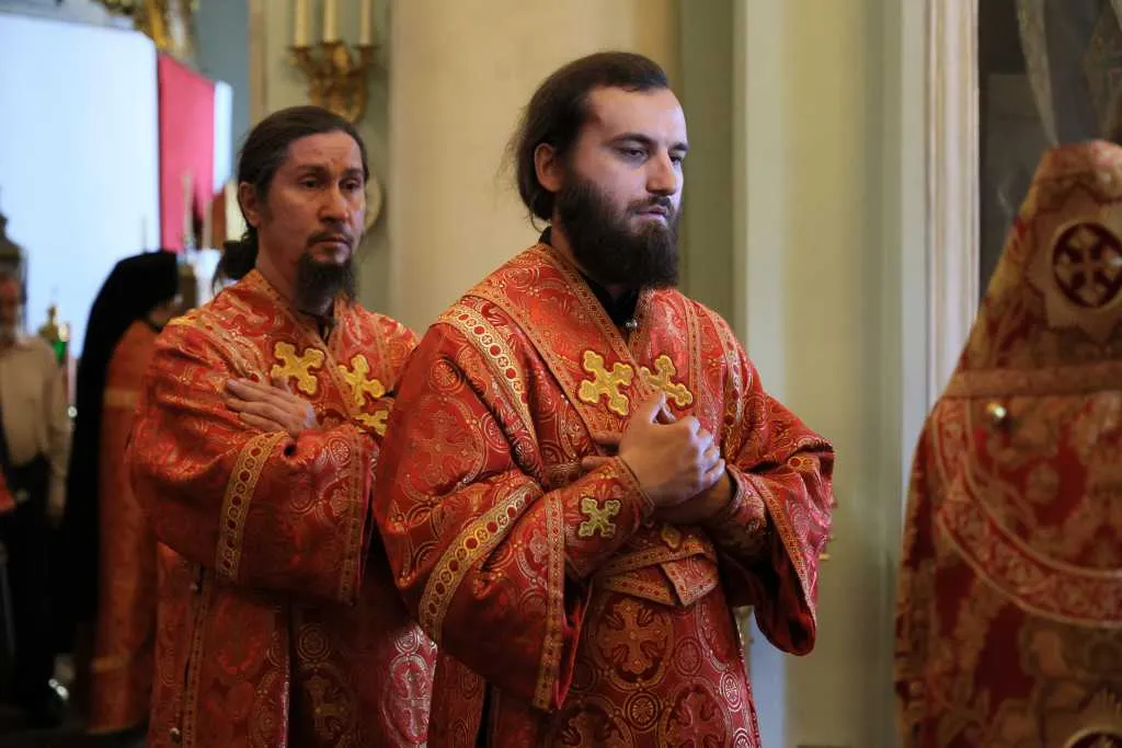 Торжественное богослужение в Неделю 5-ю по Пасхе, день памяти святителя Алексия Московского