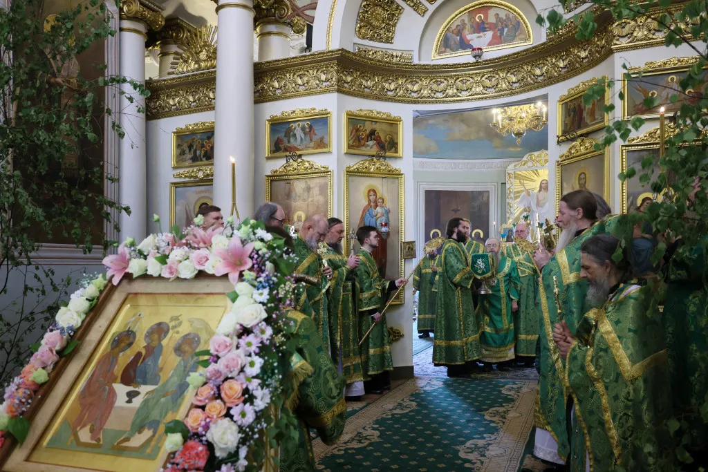 Обитель князя Даниила встретила праздник Святой Троицы