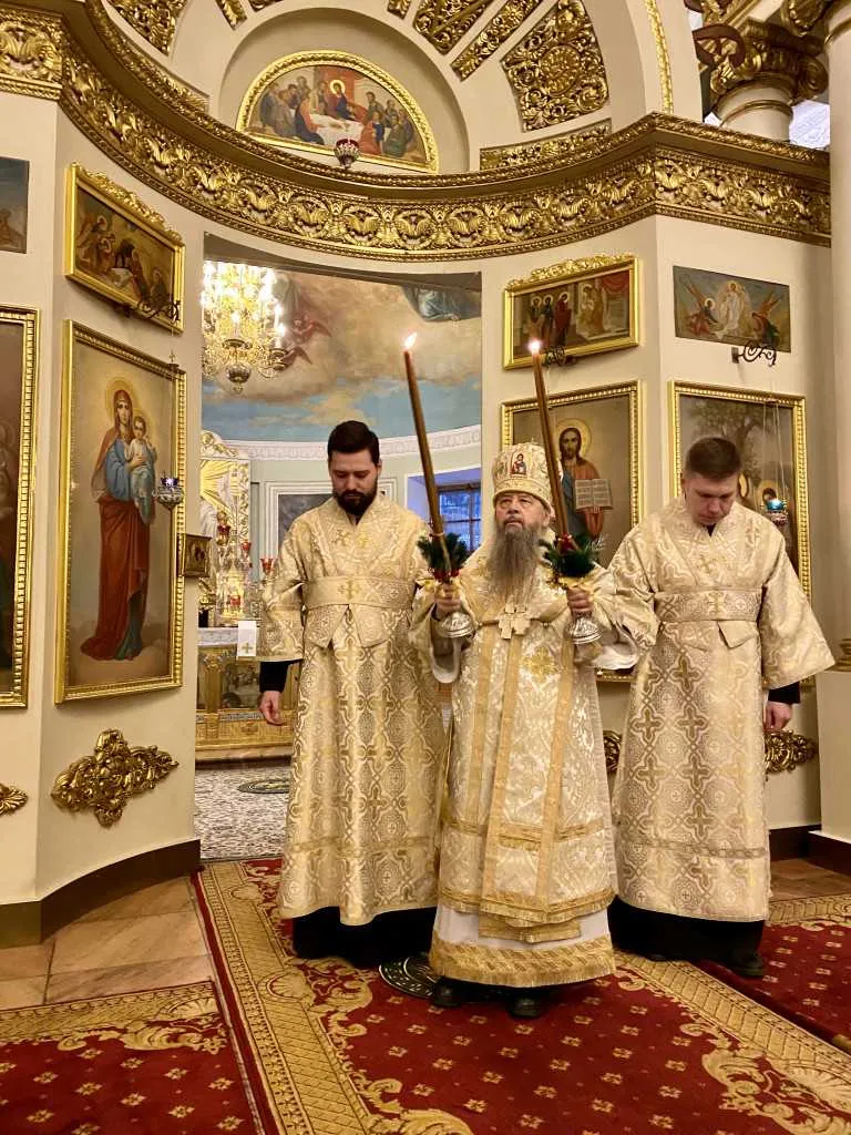 Богослужения в Навечерие Рождества Христова