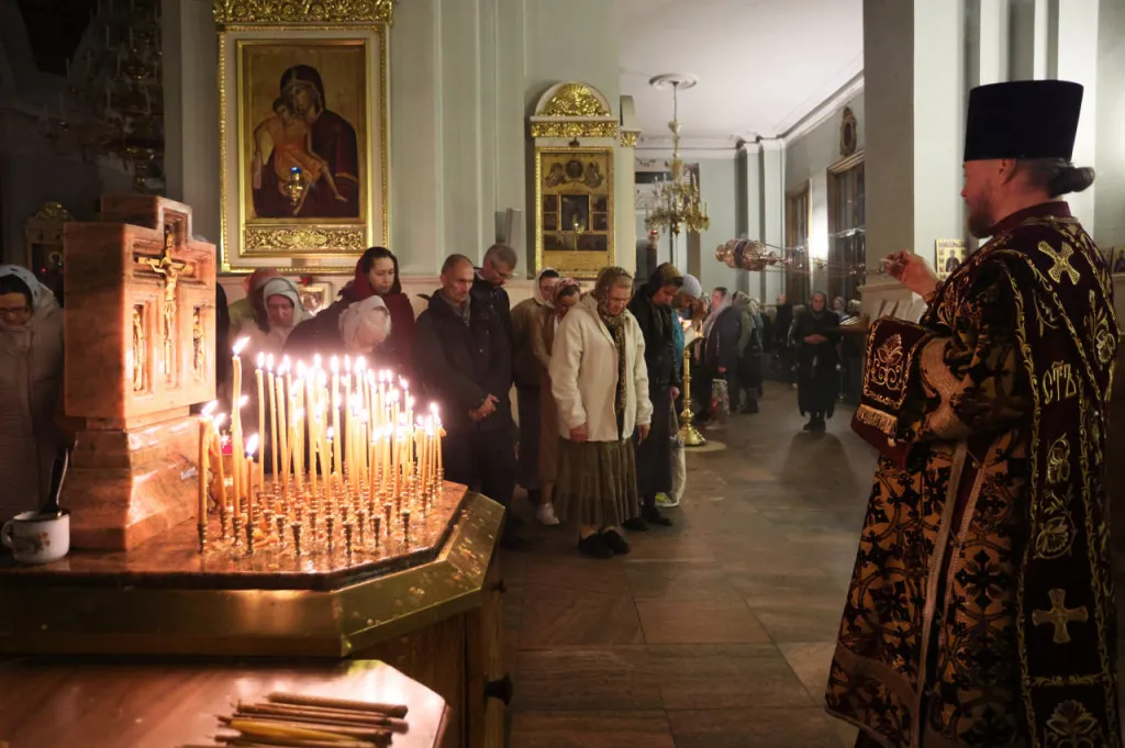Обитель князя Даниила встретила праздник Воздвижения Честного и Животворящего Креста Господня