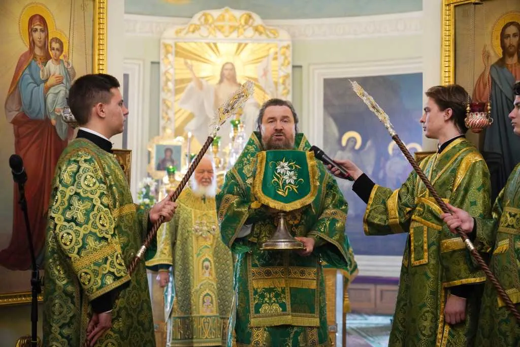 В Неделю сыропустную, день памяти благоверного князя Даниила Московского, Святейший Патриарх Кирилл совершил Литургию в Даниловом ставропигиальном монастыре