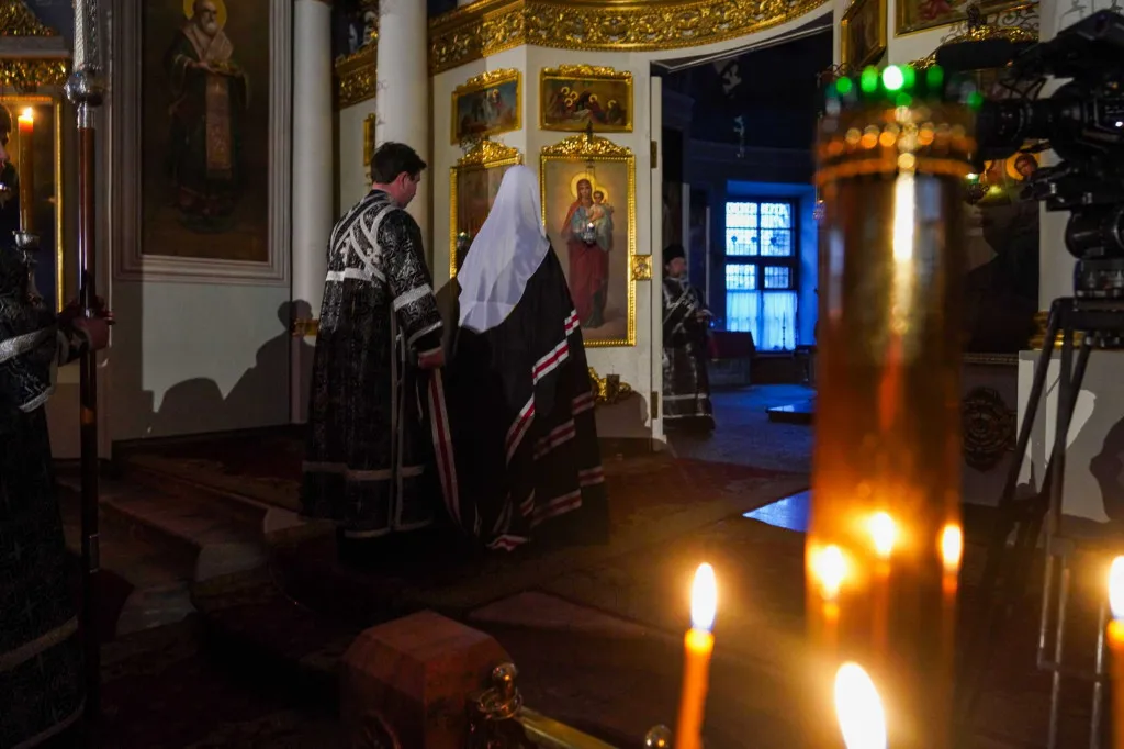 Святейший Патриарх Кирилл совершил повечерие с чтением Великого канона прп. Андрея Критского в Даниловом монастыре