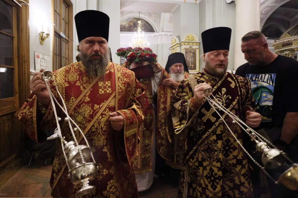 Обитель князя Даниила встретила праздник Воздвижения Честного и Животворящего Креста Господня