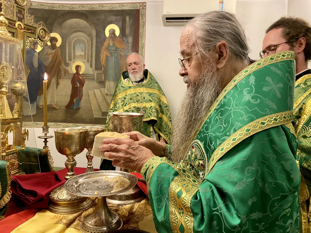 В день памяти преподобного Серафима Саровского епископ Алексий совершил Литургию в Даниловом монастыре