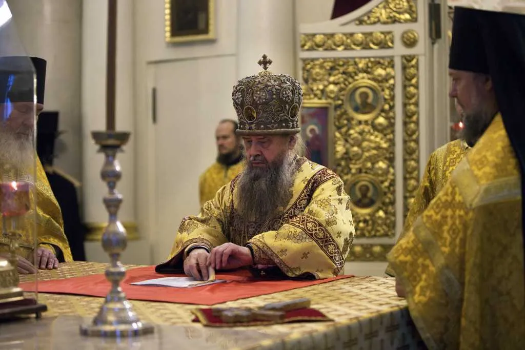 Божественная Литургия в Даниловом монастыре в Неделю 28-ю по Пятидесятнице
