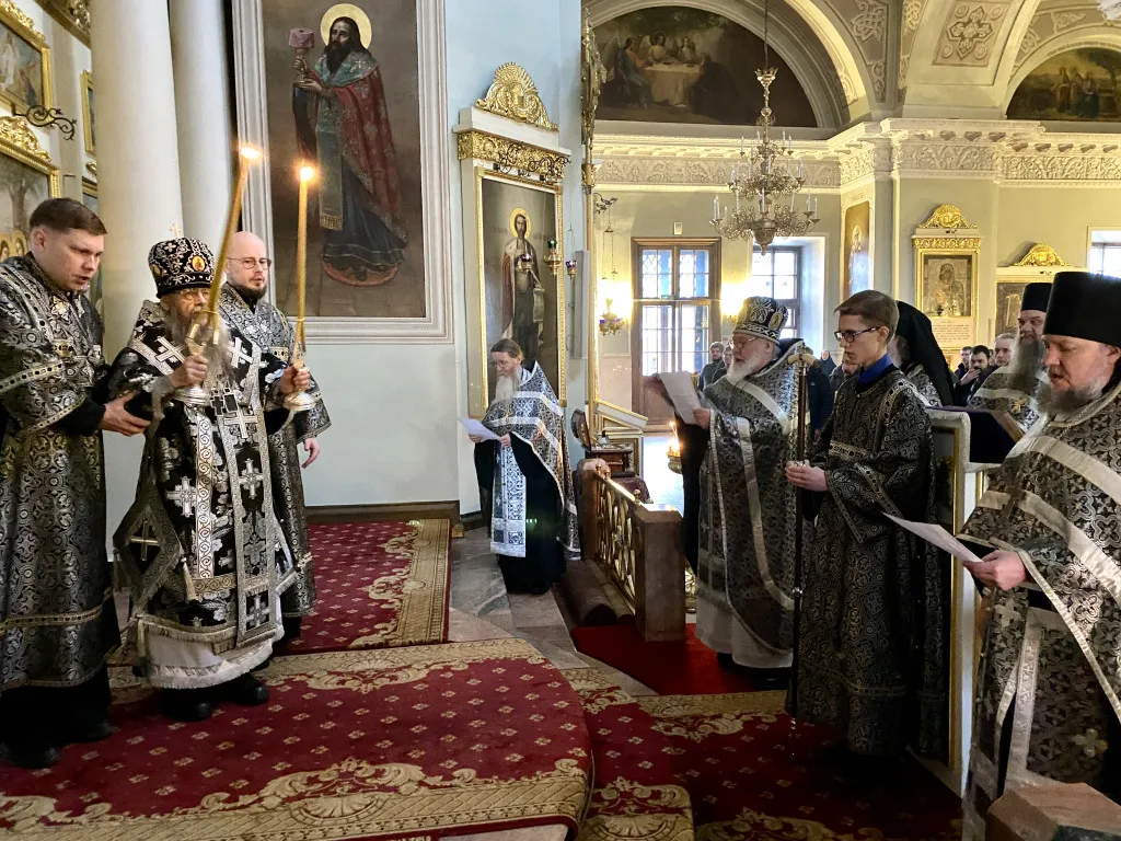 В среду первой седмицы Великого поста епископ Алексий совершил Литургию Преждеосвященных Даров