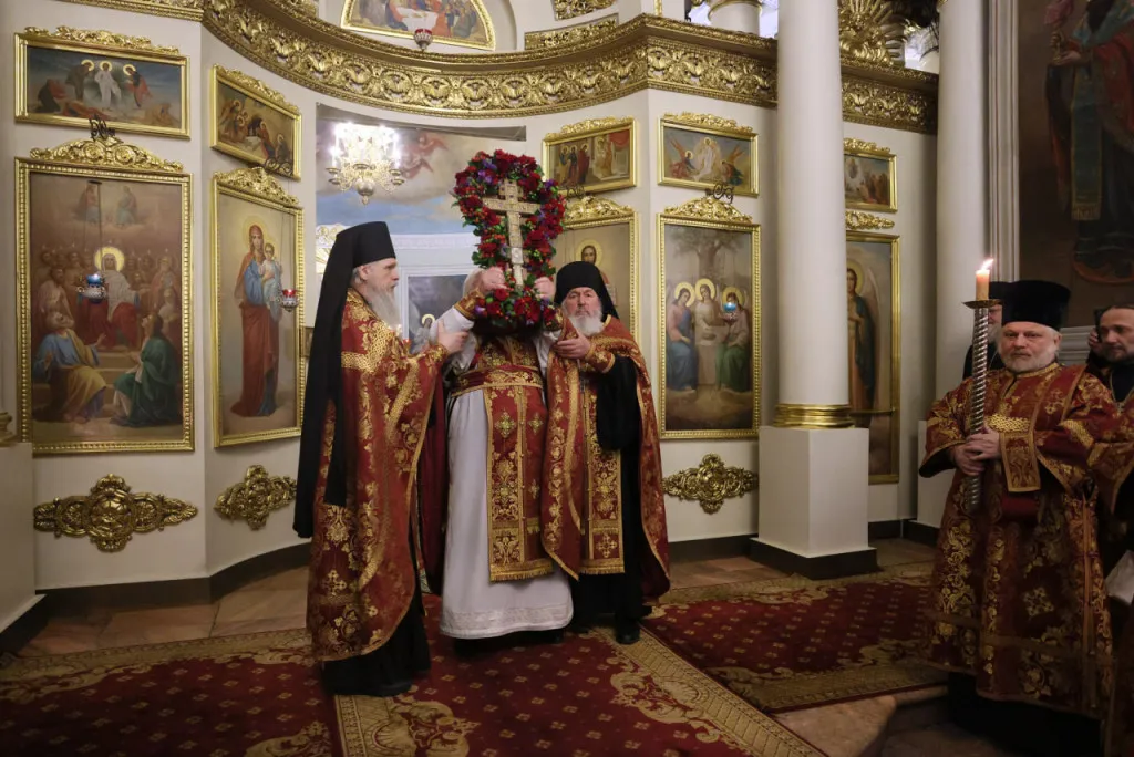 Обитель князя Даниила встретила праздник Воздвижения Честного и Животворящего Креста Господня