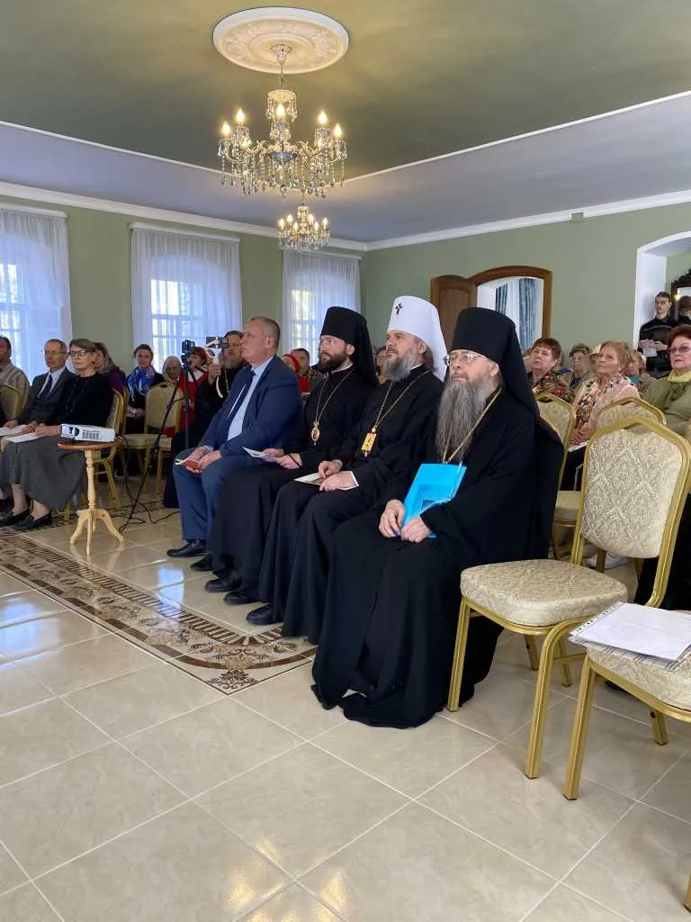 Наместник Данилова монастыря посетил г. Кашин