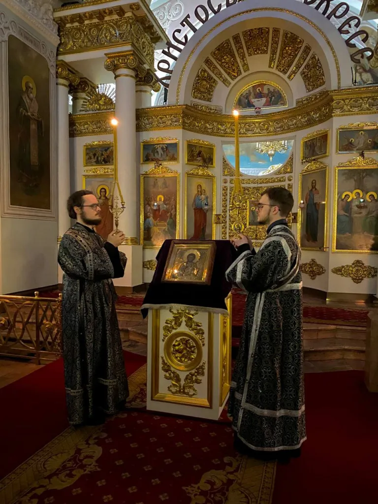 Епископ Алексий совершил чтение первой части канона преп. Андрея Критского в Даниловом монастыре