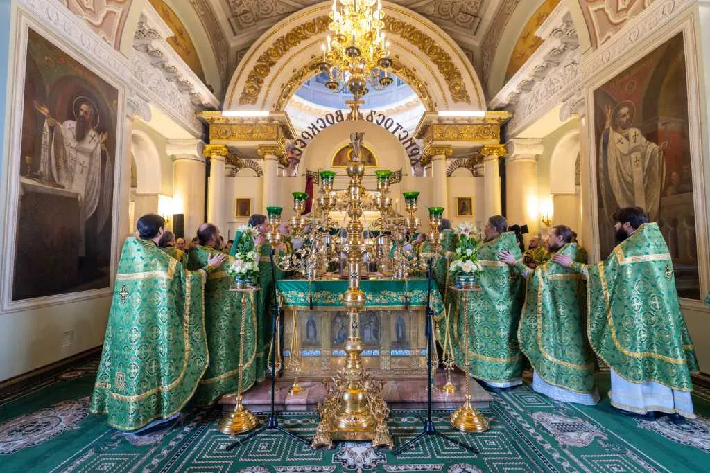 В Неделю сыропустную, день памяти благоверного князя Даниила Московского, Святейший Патриарх Кирилл совершил Литургию в Даниловом ставропигиальном монастыре