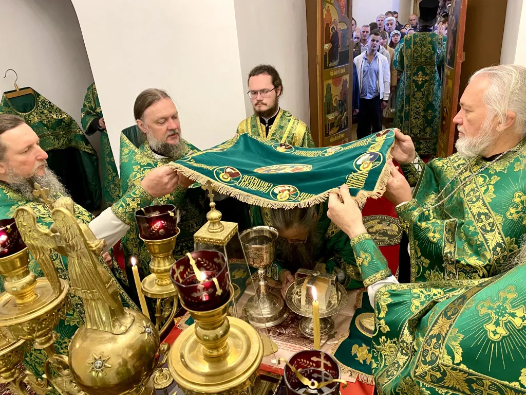 В день памяти преп. Симеона Столпника епископ Алексий совершил Божественную Литургию в Даниловом монастыре