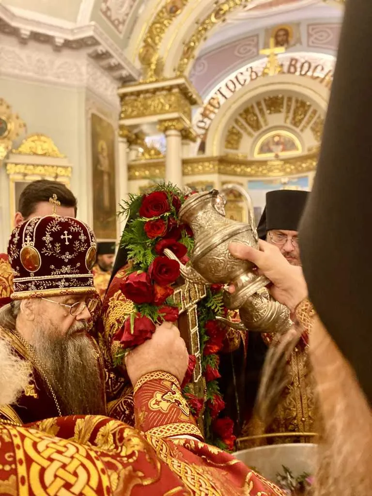 В Даниловом монастыре прошли торжественные богослужения праздника Воздвижения Креста Господня