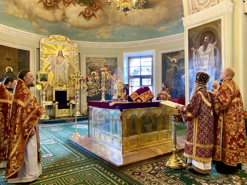 Обитель князя Даниила встретила праздник Воздвижения Честного и Животворящего Креста Господня