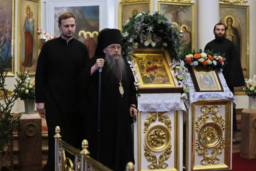 Сотрудники Даниловой обители поздравили владыку наместника с праздником Рождества Христова