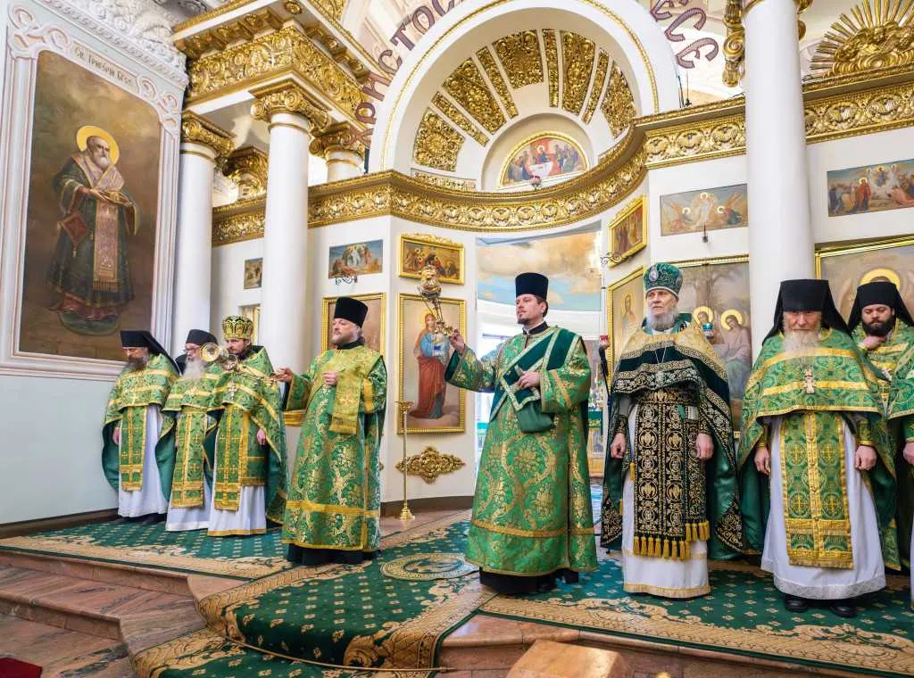 В Неделю сыропустную, день памяти благоверного князя Даниила Московского, Святейший Патриарх Кирилл совершил Литургию в Даниловом ставропигиальном монастыре