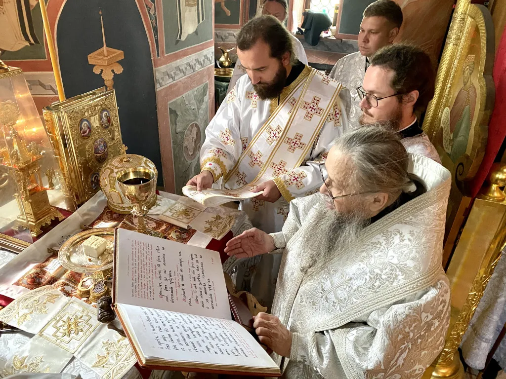 Епископ Алексий возглавил престольные торжества на Свято-Преображенском подворье Данилова монастыря