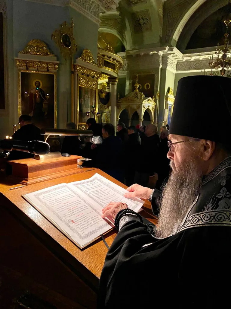 Епископ Алексий совершил чтение первой части канона преп. Андрея Критского в Даниловом монастыре
