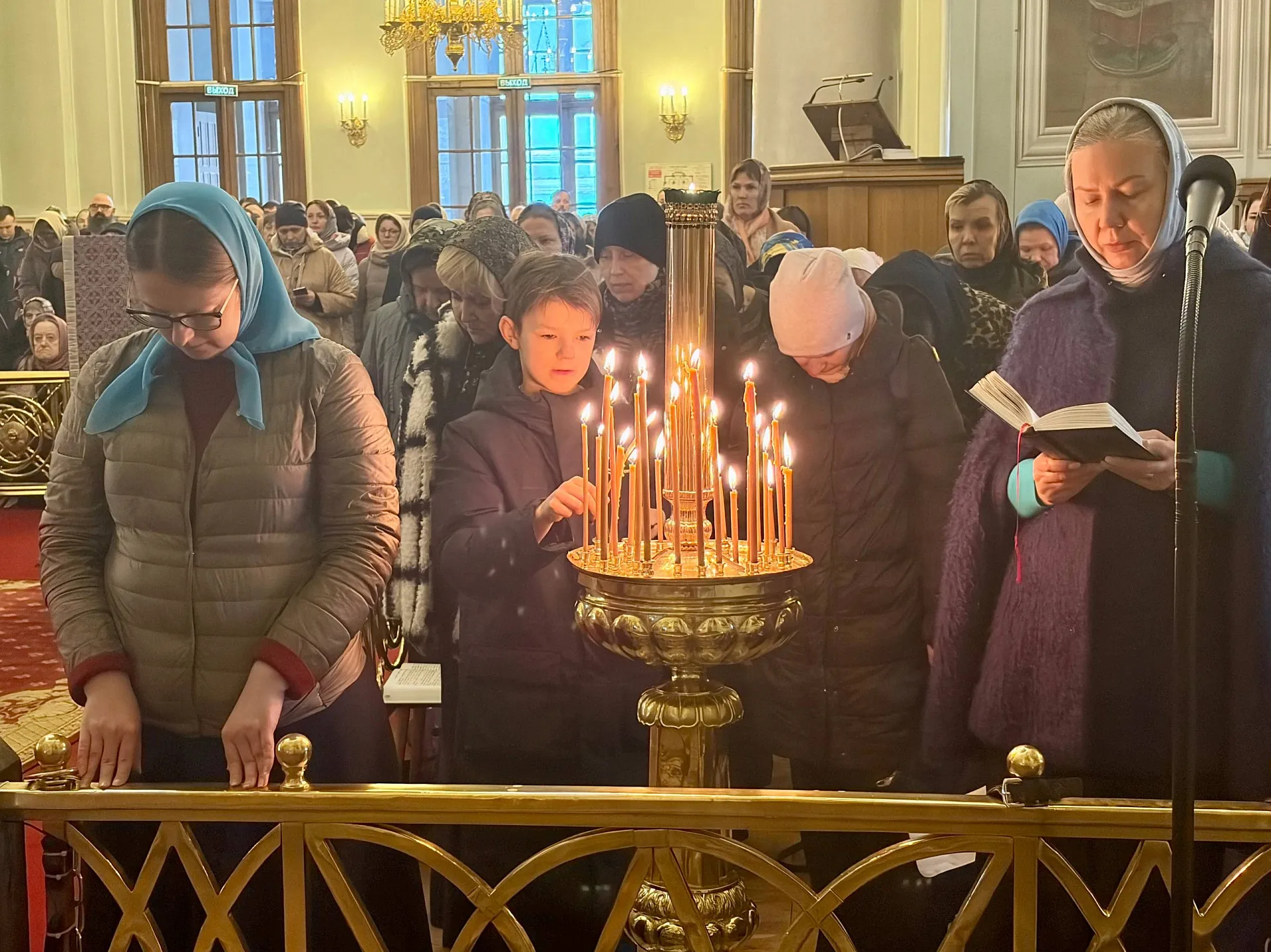 В Великий Четверг епископ Алексий возглавил Литургию в Даниловом монастыре