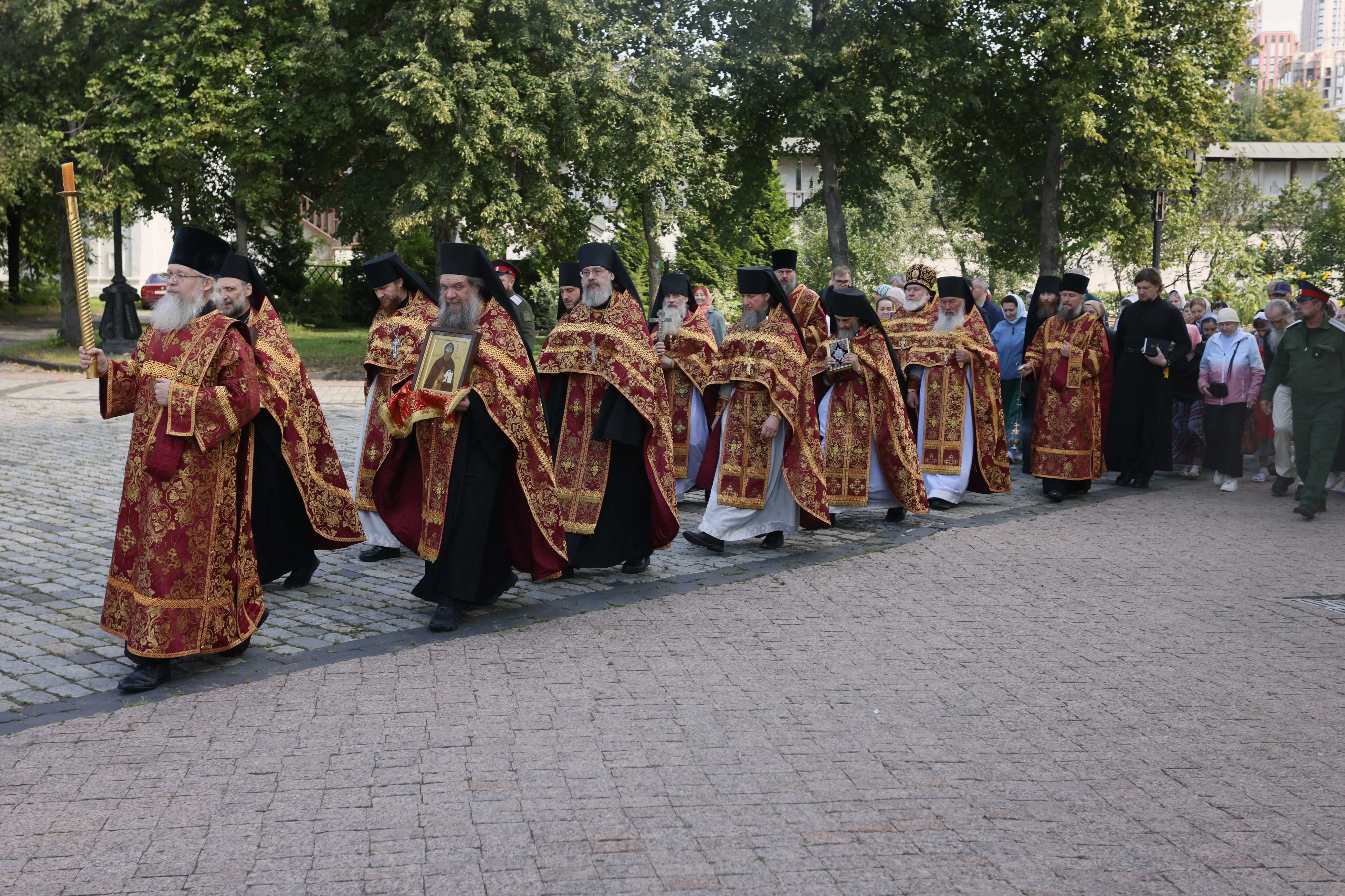 Праздник Изнесения Честных Древ Животворящего Креста Господня в Даниловой обители
