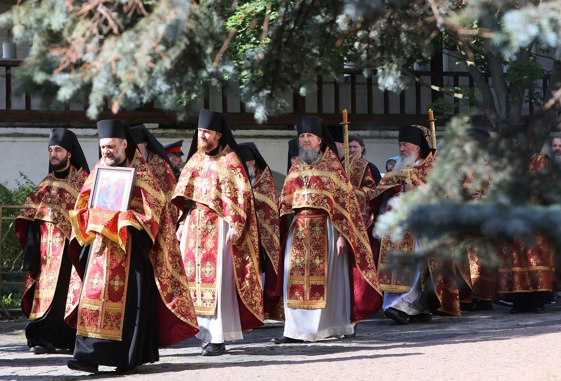 Праздник Изнесения Честных Древ Животворящего Креста Господня в Даниловой обители