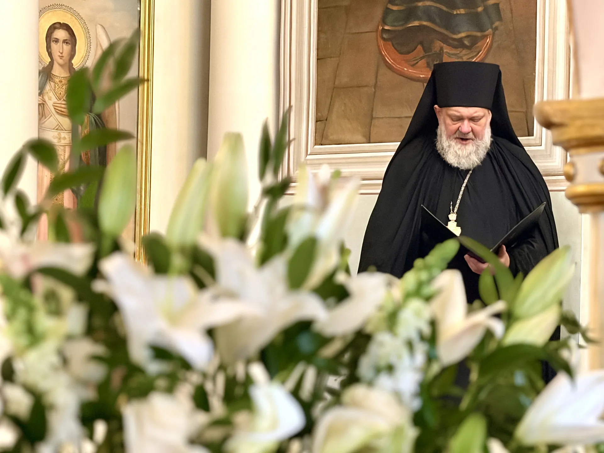 Богослужения Великой Субботы прошли в Даниловой обители