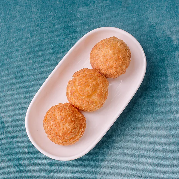 Профитроли с заварным кремом