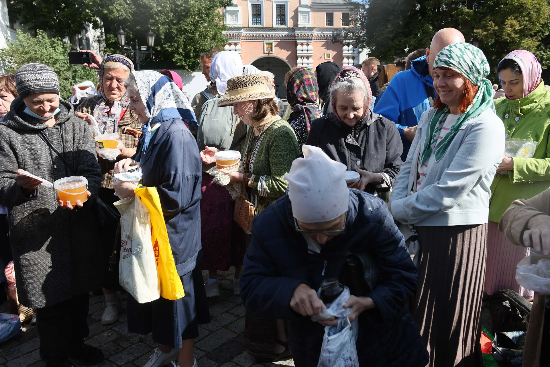 Праздник Изнесения Честных Древ Животворящего Креста Господня в Даниловой обители