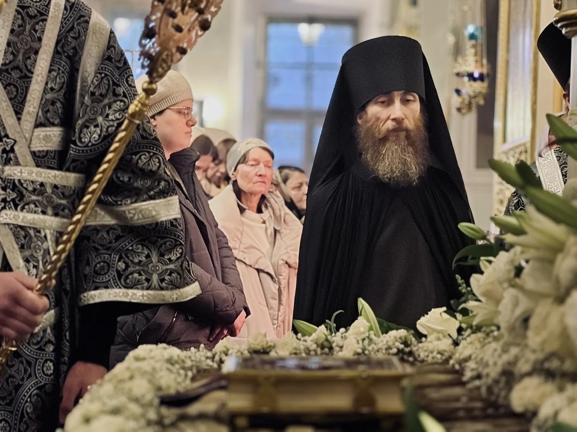 В канун Великой Субботы епископ Алексий возглавил утреню с чином погребения в Троицком соборе