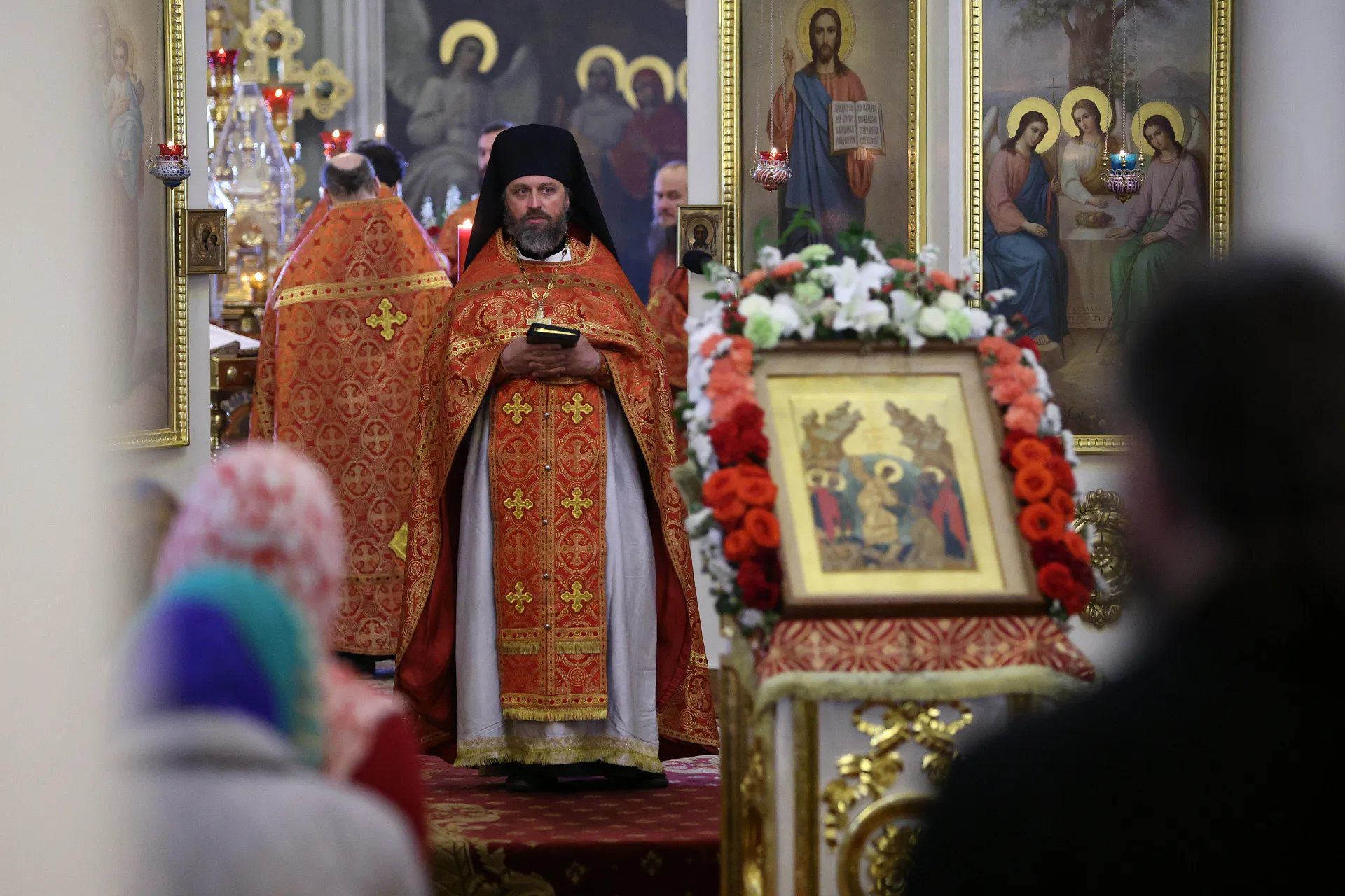 В пятницу Светлой седмицы в Даниловой обители совершены Божественная Литургия и водосвятный молебен