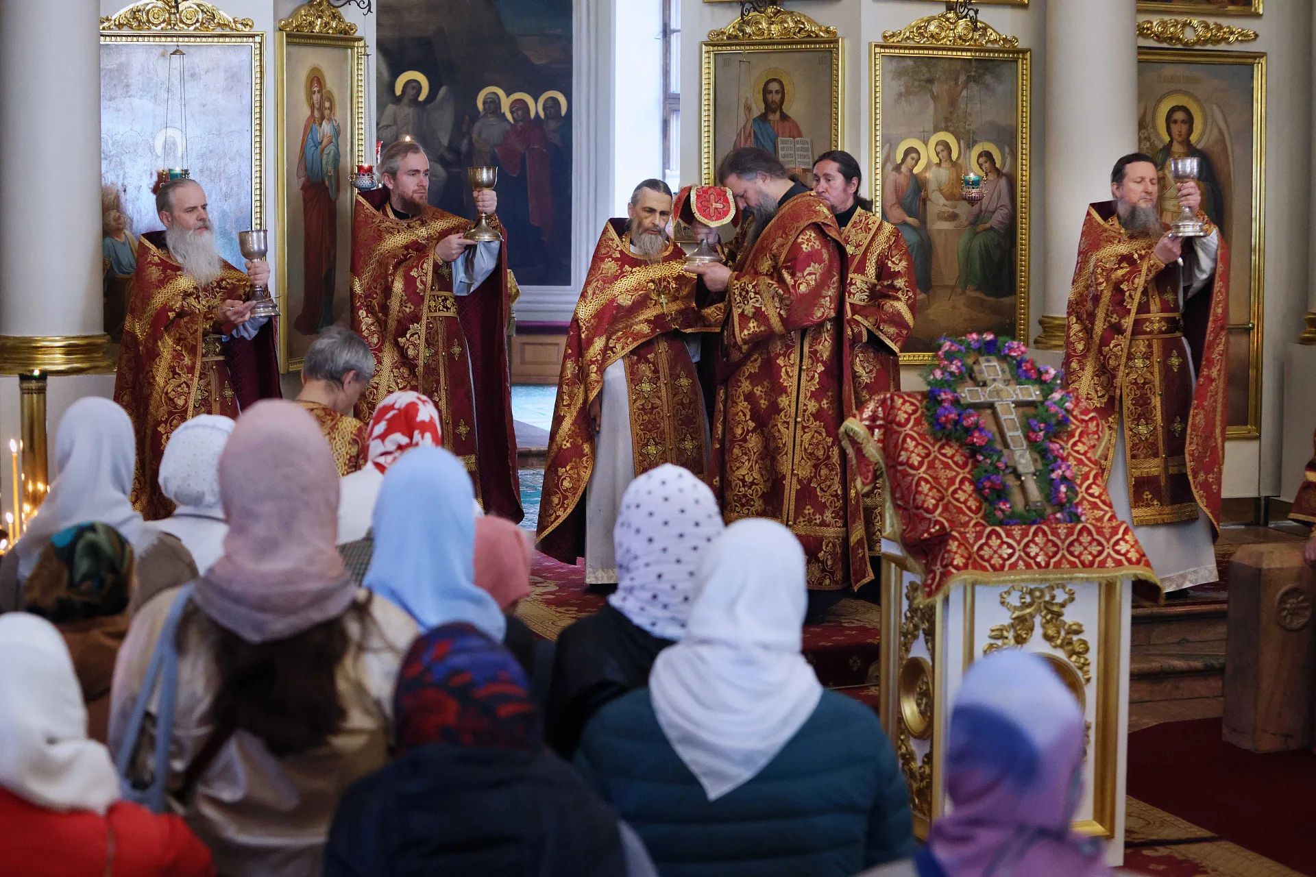 Праздник Изнесения Честных Древ Животворящего Креста Господня в Даниловой обители