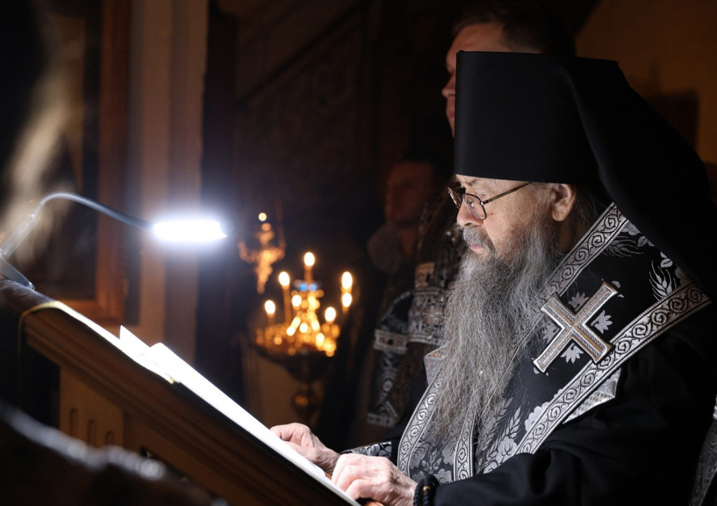 В четверг первой седмицы Великого поста епископ Алексий совершил чтение Великого канона преп. Андрея Критского в Богородице-Рождественском монастыре