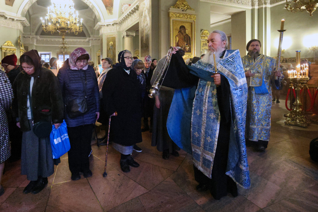 В обители князя Даниила совершена утреня с пением Акафиста Пресвятой Богородице