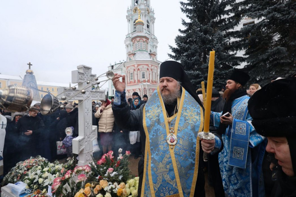 В Свято-Троицкой Сергиевой лавре молитвенно почтили память духовника обители архимандрита Кирилла (Павлова)