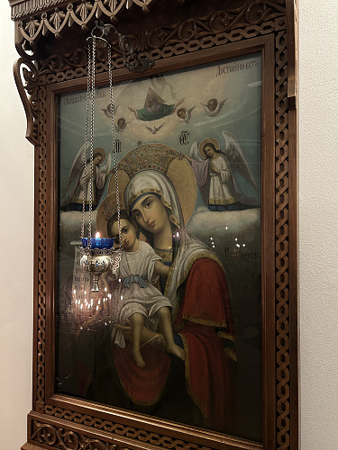 икона богородицы достойно есть (милующая)