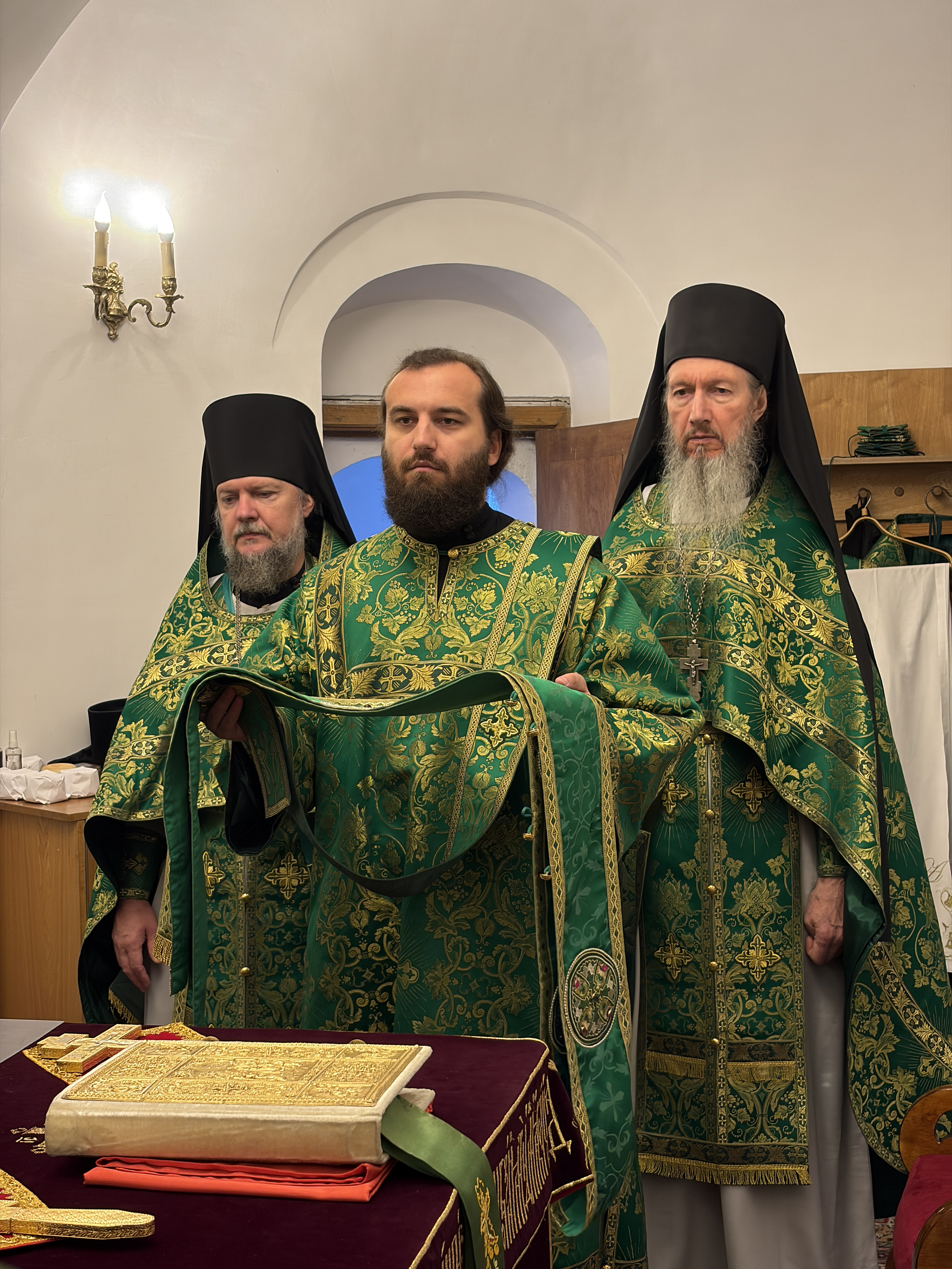 В день памяти преподобного Симеона Столпника в Даниловом монастыре прошли богослужения престольного праздника 